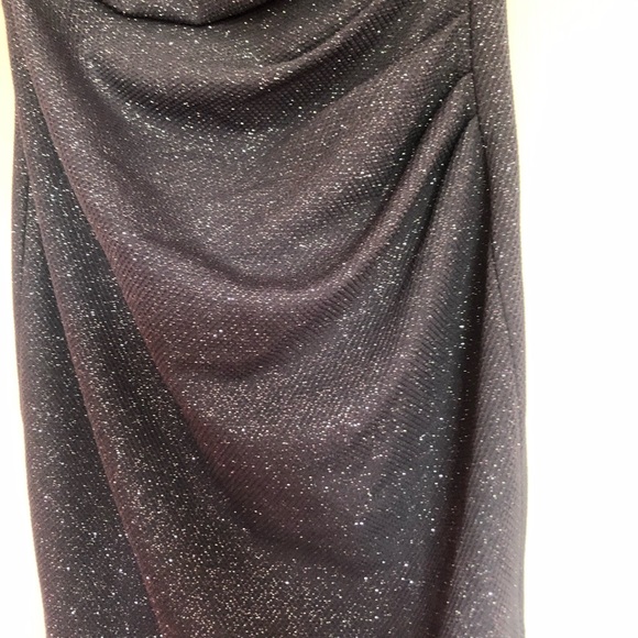 Evening dress - Picture 3 of 6